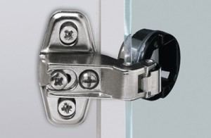 HETTICH 69600 Perfekt 5204 slide-on inserted 45° on drilled glass